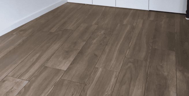 Pose de carrelage effet parquet Bondues