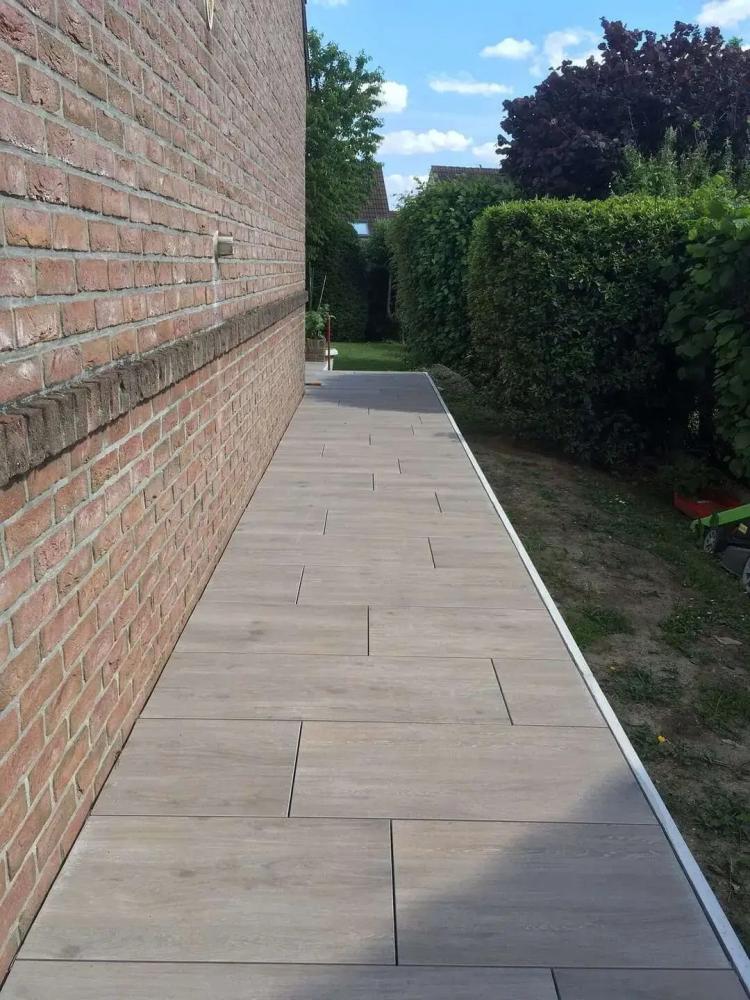 pose de carrelage extérieur Hem